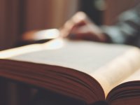 ESTUDOS BÍBLICOS EM COMUNIDADE